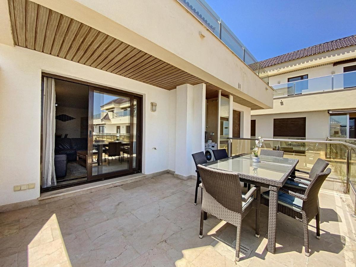 Lovely Apartment With Pool & Sea Views - Marina Del Castillo 2129 Manilva Dış mekan fotoğraf