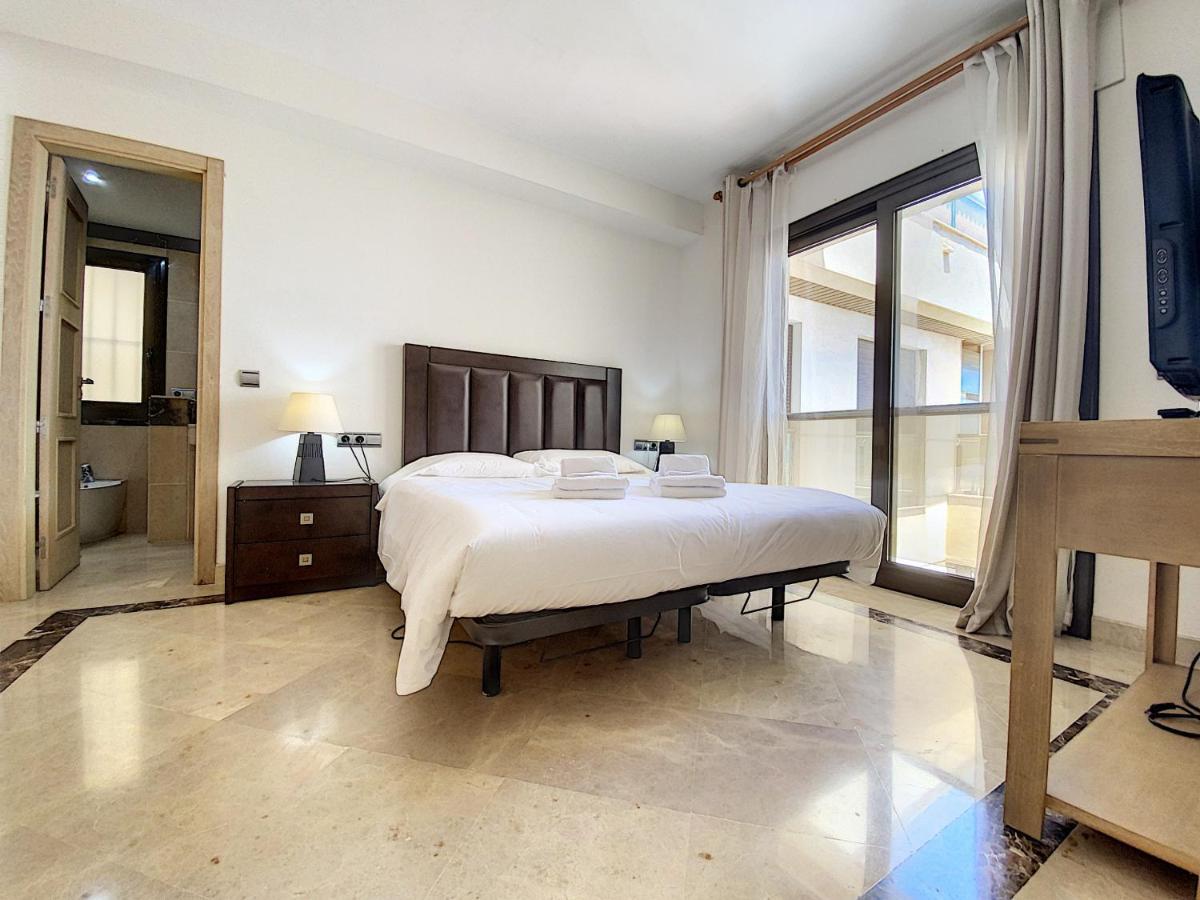 Lovely Apartment With Pool & Sea Views - Marina Del Castillo 2129 Manilva Dış mekan fotoğraf