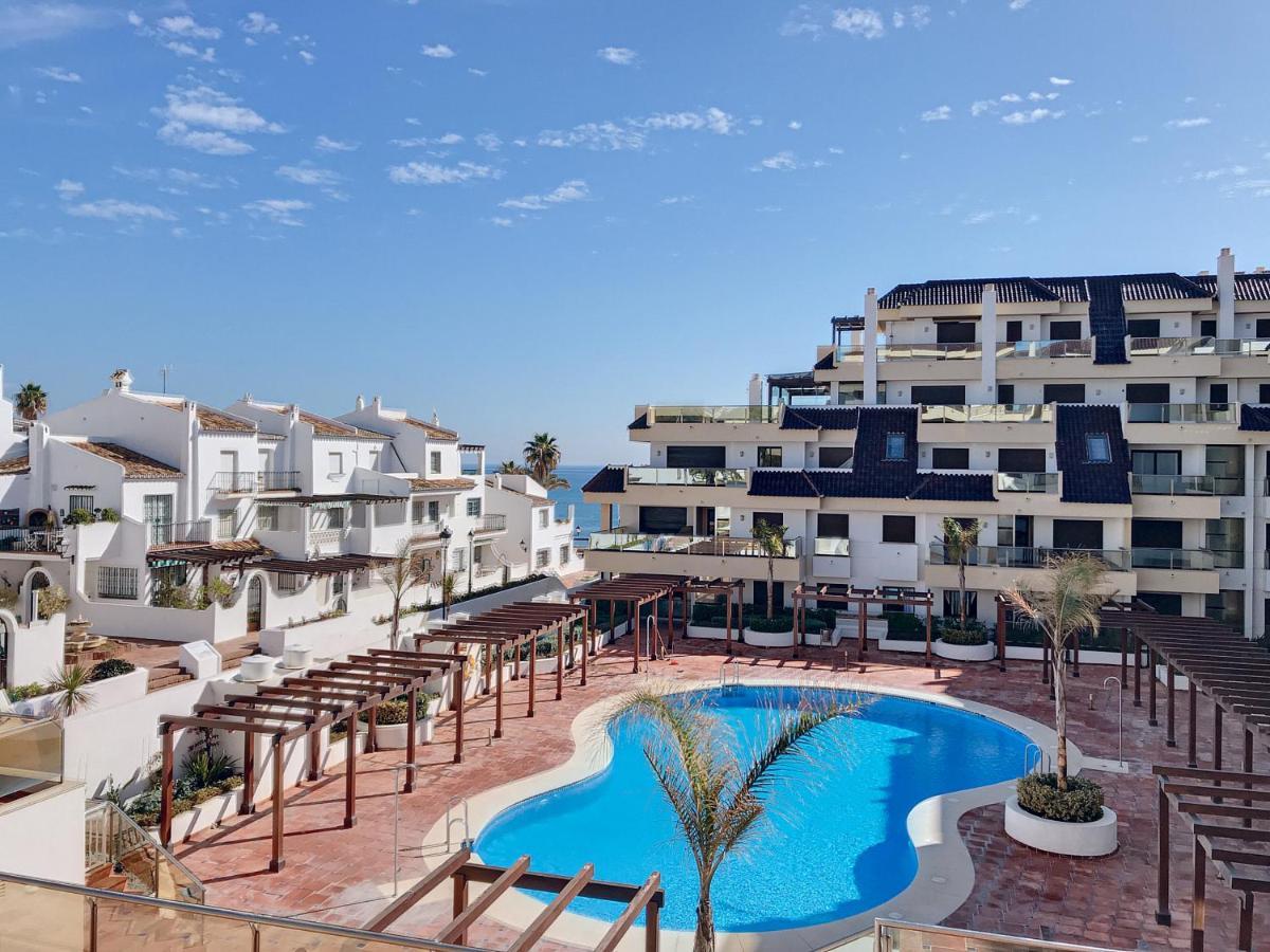 Lovely Apartment With Pool & Sea Views - Marina Del Castillo 2129 Manilva Dış mekan fotoğraf
