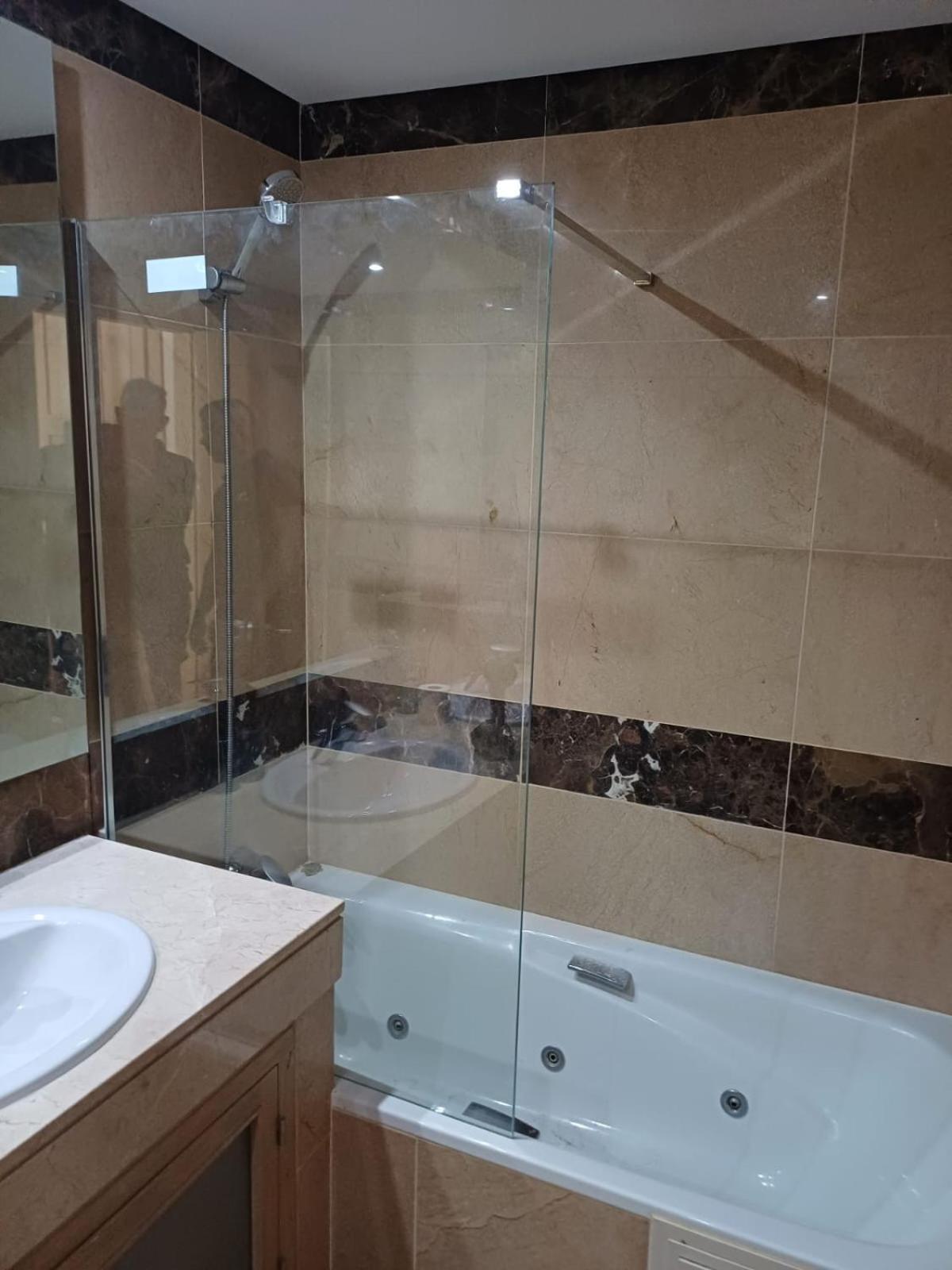 Lovely Apartment With Pool & Sea Views - Marina Del Castillo 2129 Manilva Dış mekan fotoğraf